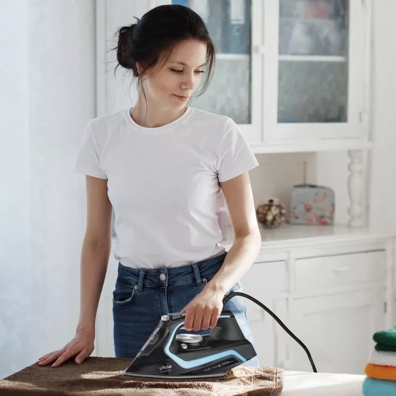 plancha-de-vapor-glide-pro.jpg-2
